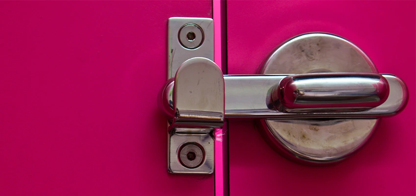 Childproof Gate Lock in Concord, California
